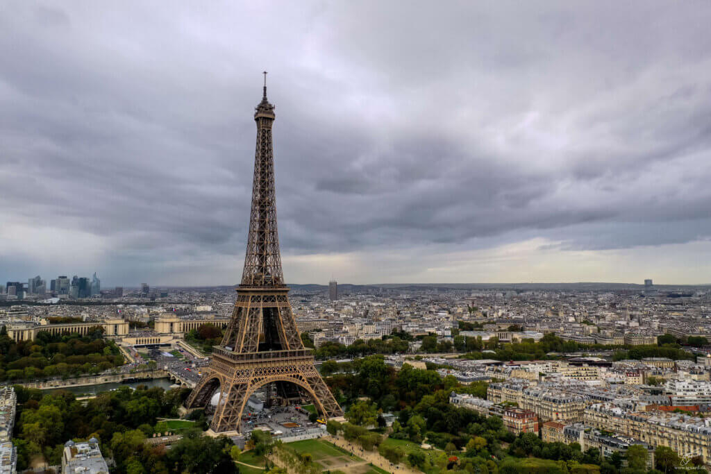 Eiffeltower Paris - Eiffeltårnet Paris, Luftfoto, drone foto, drone video, luftfoto fyn