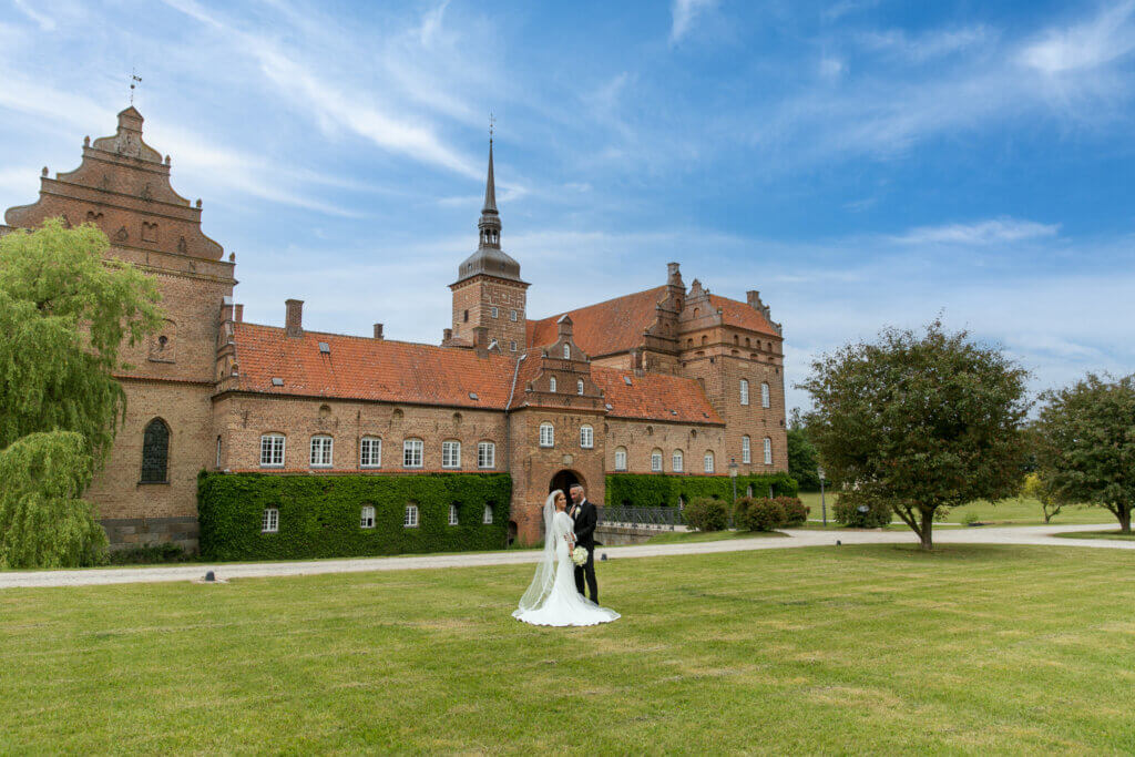 bryllupsfotograf-holckenhavn-slot-portraet